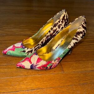 Nine West Women’s Floral Pumps